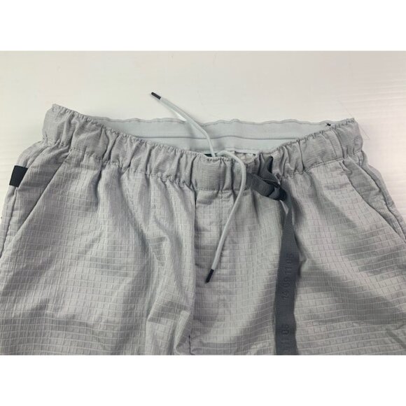 NIKE Mens Elastic Waist Drawstring Mens Shorts Size XL Light Gray - Picture 3 of 6